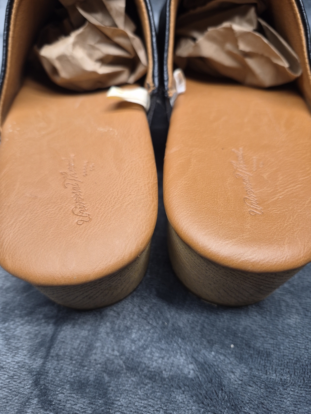 Universal Thread Size 10 Clogs Magnolia Black Shoes Slip On Heel Wedge Target - Picture 4 of 16